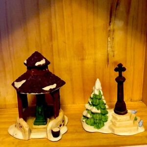 Department 56 Village Well and Holy Cross